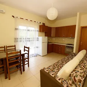 Vasili's Family Appartement Himarë